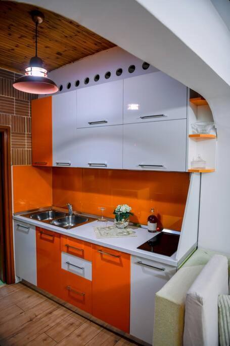 Magda Studio In Berat Center מראה חיצוני תמונה
