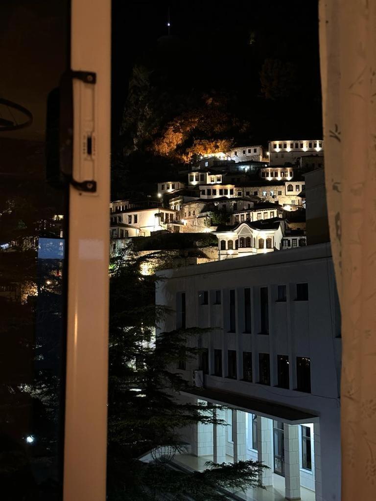 Magda Studio In Berat Center מראה חיצוני תמונה
