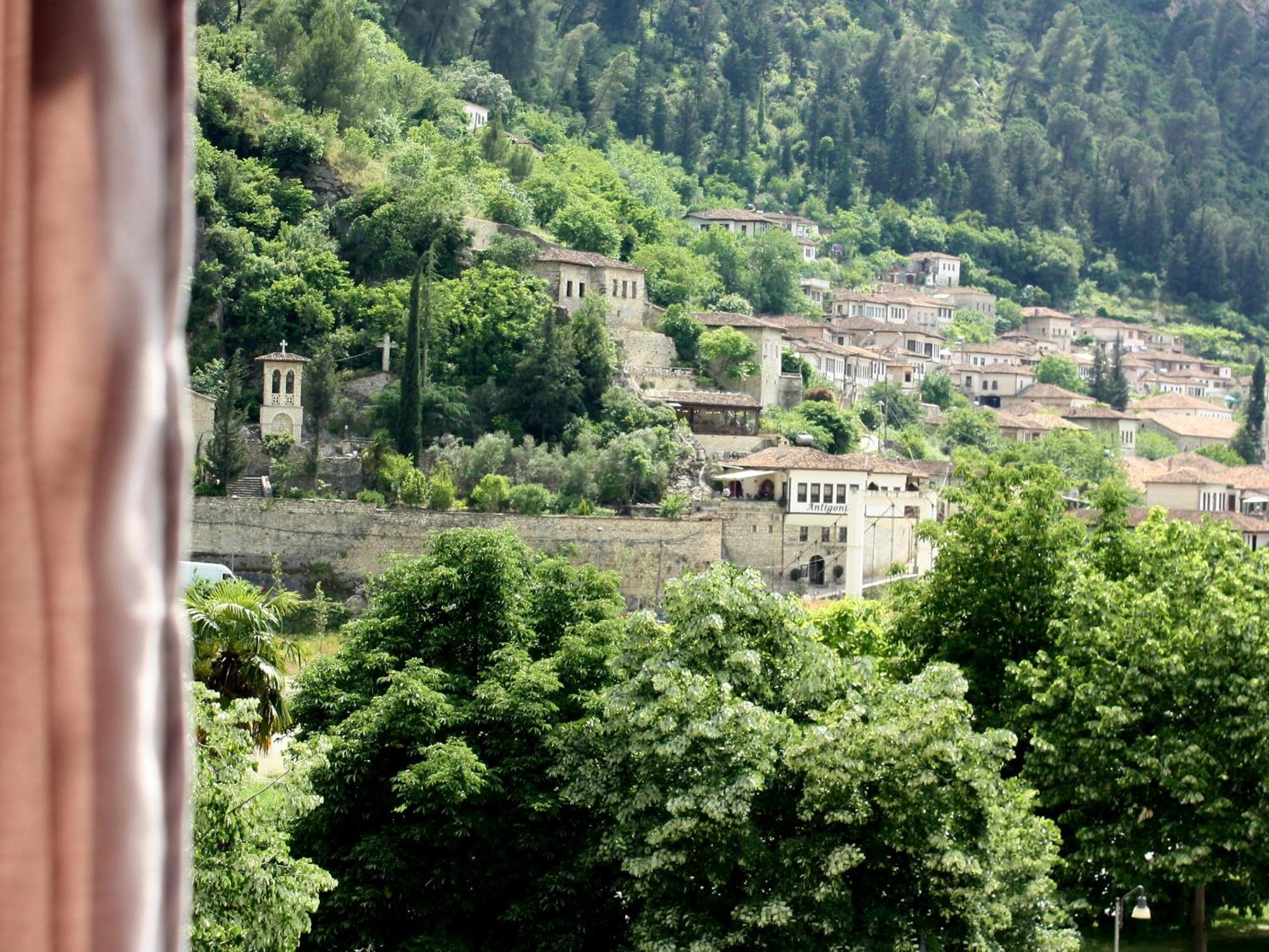 Magda Studio In Berat Center מראה חיצוני תמונה